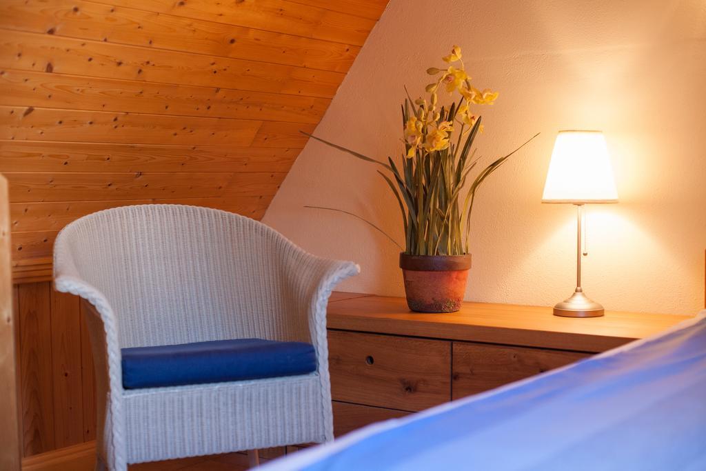 Gaestehaus Craintaler Muehle B&B Креглинген Екстериор снимка
